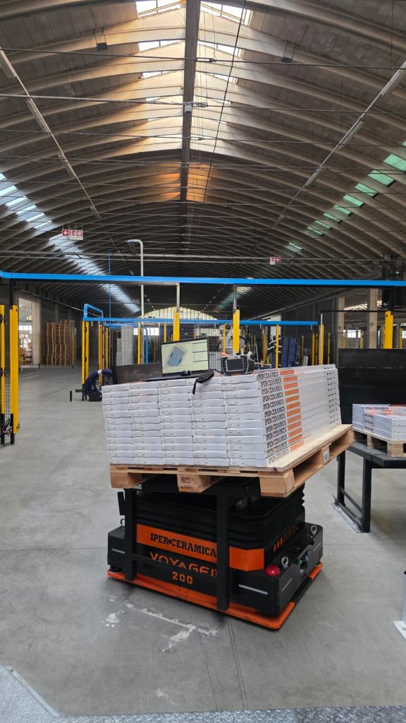 PolyMOVE ceramic flooring